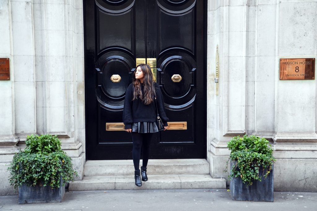 all black Winter outfit - fashion and frappes