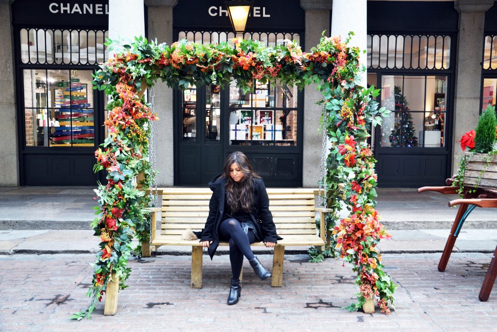 all black Winter outfit - fashion and frappes