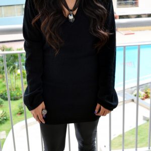 sweater dress purple lips