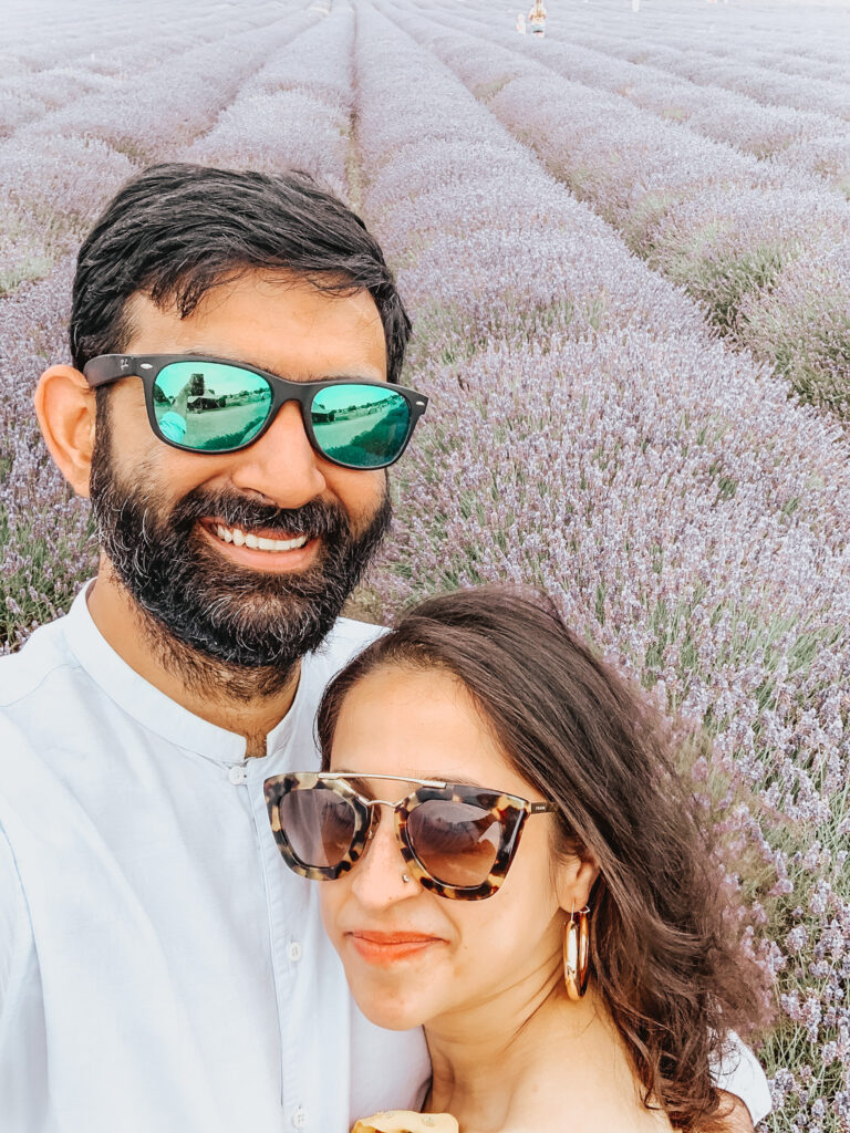 Couple selfie anniversary picnic 